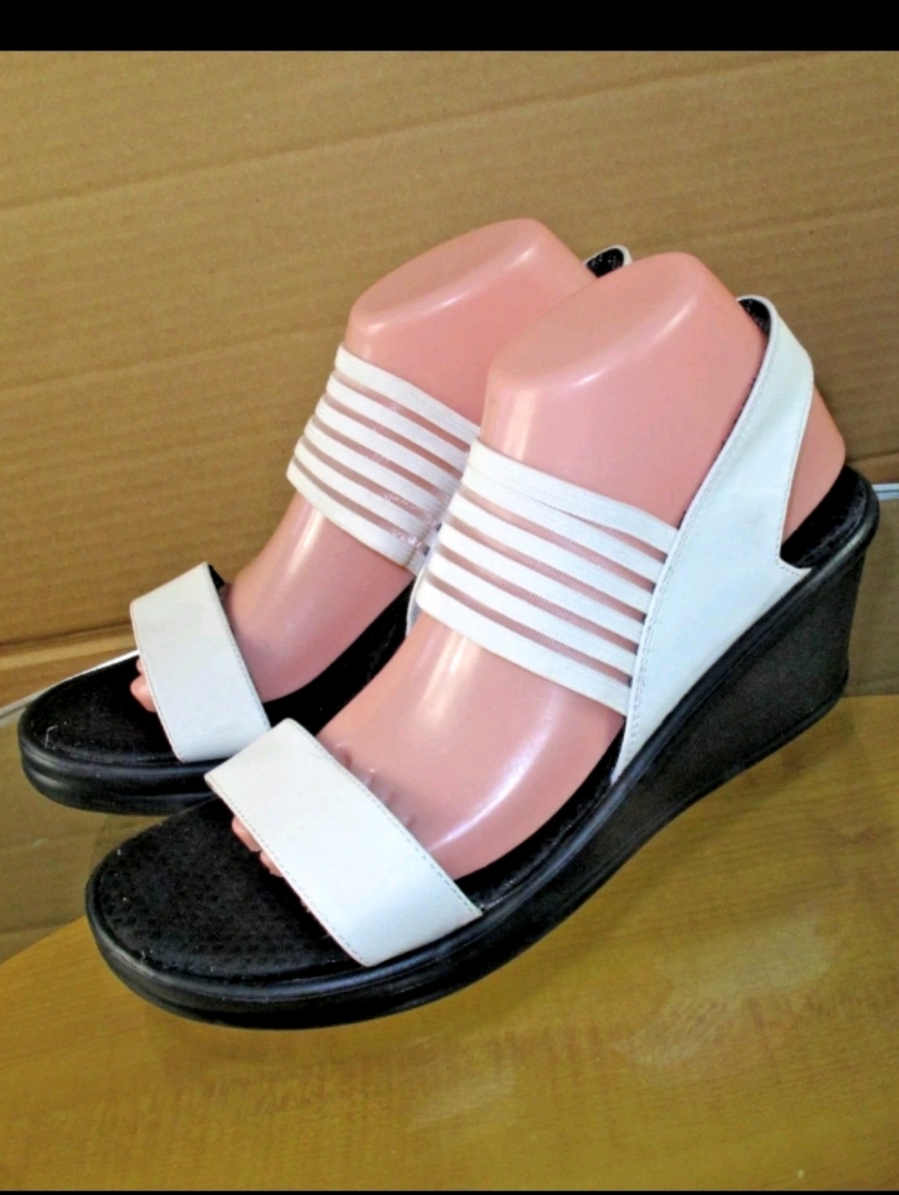 Skechers Wedge Sandals Memory Foam White Women's Size 11